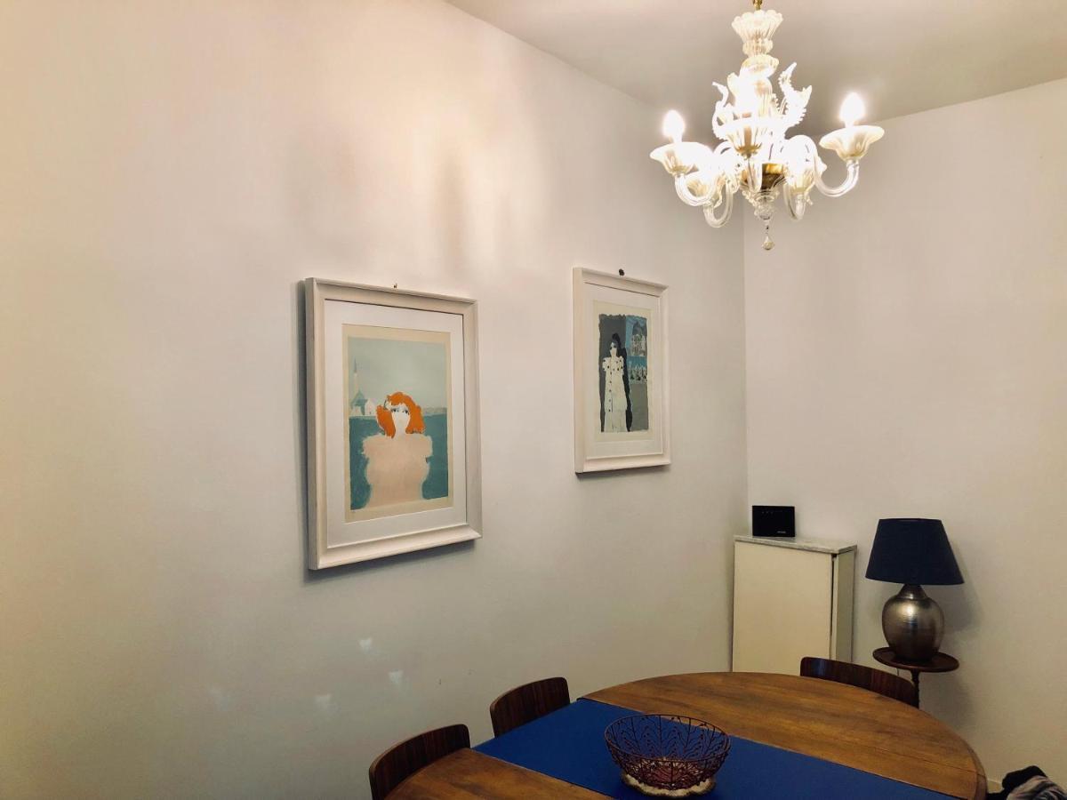 Residenza Emilia Apartment Venesia Bagian luar foto